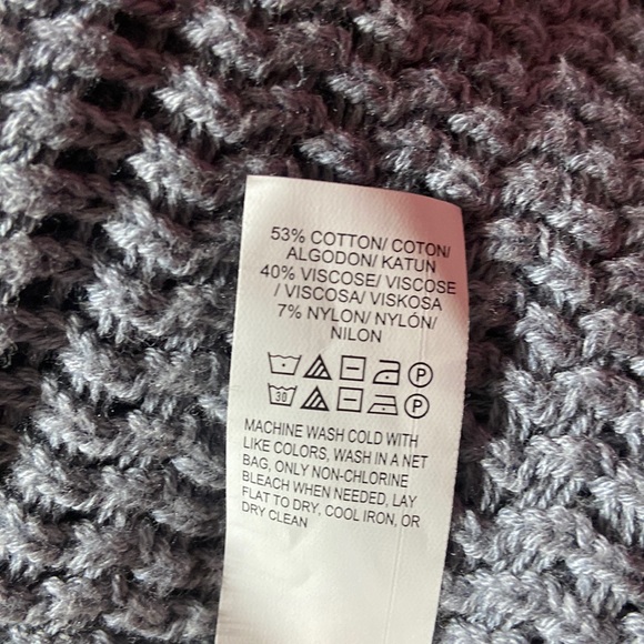 Lucky Brand Sweater in Grey Cotton Blend - Picture 3 of 8